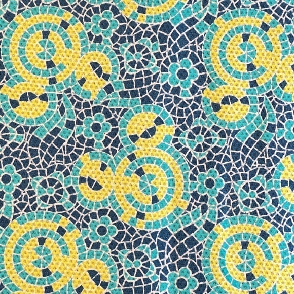 Disney Parks exclusive women’s size medium - Picture 8 of 9